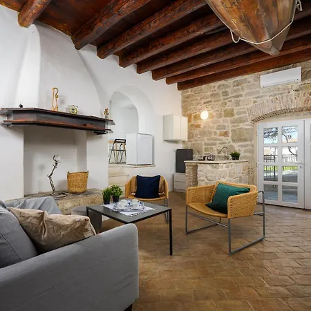 Giardino Apartman *